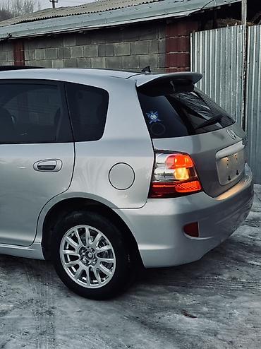 Honda: Honda Civic: 2003 г., 1.7 л, Механика, Бензин, Хэтчбэк at lalafo.kg — 12 Honda: Honda Civic: 2003 г., 1.7 л, Механика, Бензин, Хэтчбэк — 12