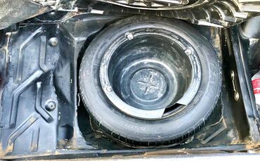 Mercedes-Benz: Mercedes-Benz 190: 2 l | 1990 il Sedan — 13