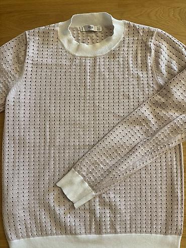 Dəstlər, kostyumlar: Her biri 5 azn — 4