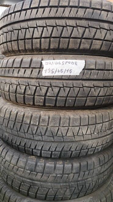Шины: Шины 195 / 65 / R 15, Зима, Б/у, Комплект, Легковые, Япония, Bridgestone