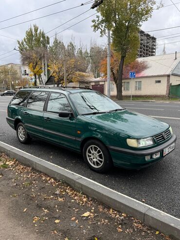 Volkswagen: Volkswagen Passat: 1994 г., 1.8 л, Механика, Бензин, Универсал