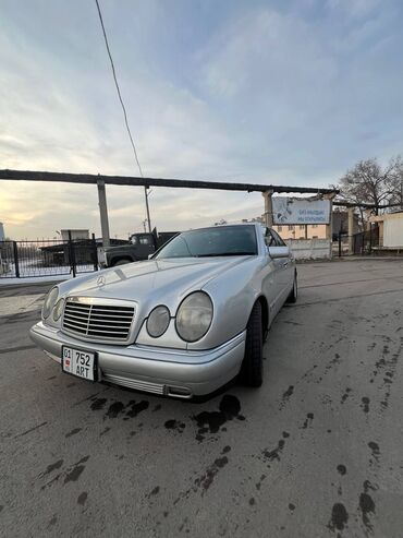 Mercedes-Benz: Mercedes-Benz E-Class: 1997 г., 4.2 л, Автомат, Бензин, Седан