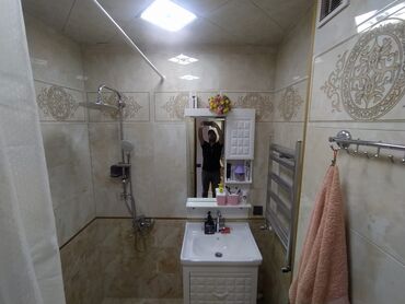 Köhnə tikili: Bakı, 2 otaqlı, Köhnə tikili, m. Əhmədli, 65 kv. m — 22