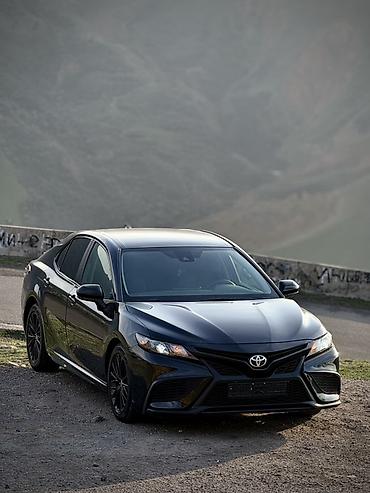 Toyota: Toyota Camry: 2021 г., 2.5 л, Вариатор, Бензин, Седан — 4