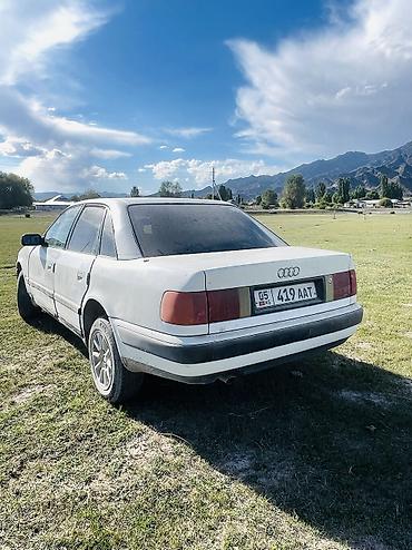 гольы 4: Audi S4: 1992 г., 2 л, Механика, Бензин, Седан — 4
