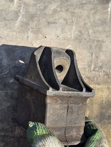 Подушки мотора: Подушка мотора Mercedes-Benz 1998 г., Б/у, Оригинал, Германия — 6