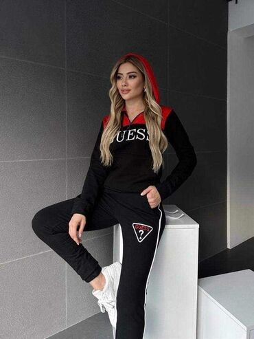 Gornji i donji deo: Guess, S (EU 36), Jednobojni, Sa ilustracijom, bоја - Crna — 3