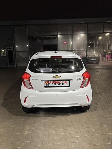Chevrolet: Chevrolet Spark: 2017 г., 1 л, Вариатор, Бензин, Хэтчбэк — 9