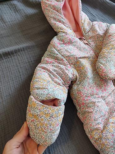 üst geyim: Mothercare gödəkçə (kurtka) 6-9 ay üçün. 10-11 aya kimi rahat olur — 2