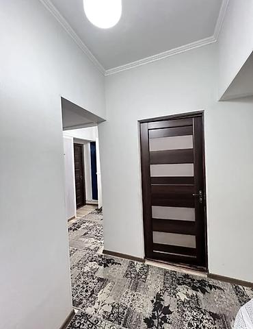 3 комнаты, 62 м², Кудайберген авторынок 105 серия, 2 этаж