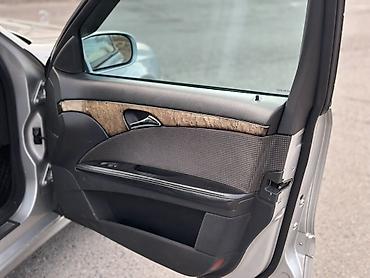 Mercedes-Benz: Mercedes-Benz E-Class: 2004 г., 2.6 л, Типтроник, Бензин, Седан — 9