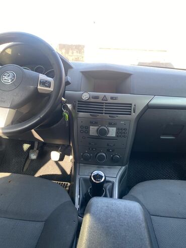 Opel: Opel Astra: 1.3 l | 2007 il 248000 km Universal — 11