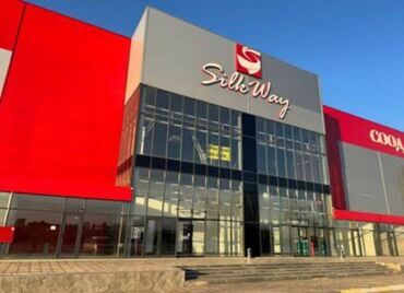 земельный участок первая линия: Продаю Бутик В бизнес-центре, 32 м², 1 этаж