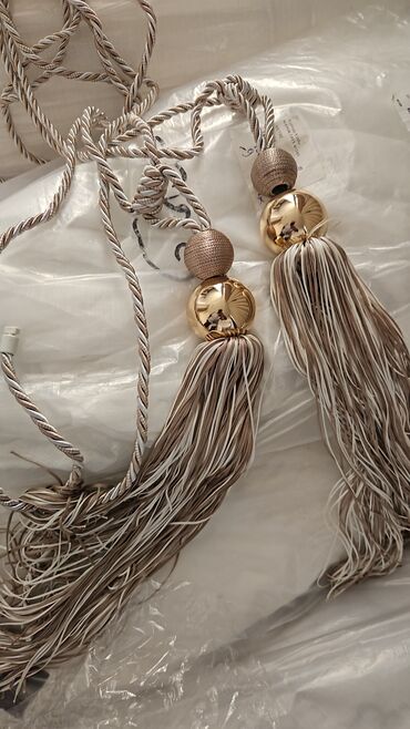 Pərdə və tüllər: Pərdə aksesuarları, tavan bağlama qotazlar, rəng seçimi var — 6