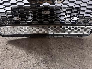 Решетки радиатора: Решетка радиатора Audi 2017 г., Б/у, Оригинал — 9