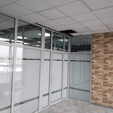 Перегородки на заказ: На заказ Каркасная перегородка, Для офиса, Бронированное стекло, Монтаж, Демонтаж, Бесплатный замер at lalafo.kg — 12 Перегородки на заказ: На заказ Каркасная перегородка, Для офиса, Бронированное стекло, Монтаж, Демонтаж, Бесплатный замер — 12
