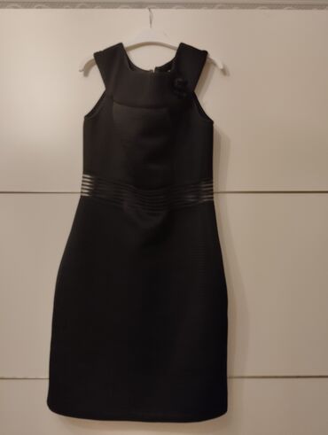 свадебные платья в баку на прокат: 44-46 ölçüye 1 dede geyilib çox gözəl materialı var