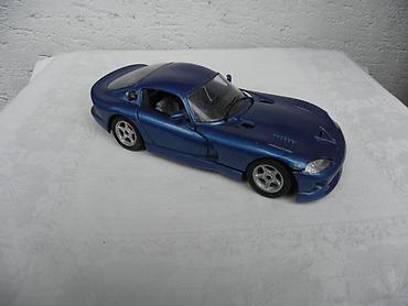 prodaja stvari: Burago Dodge VIper China,fali obloga l. vrata, crne plastike pr — 1