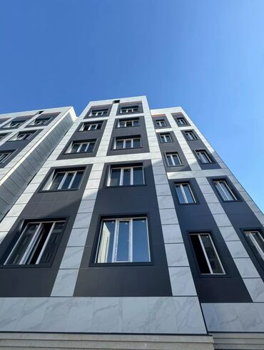 продажа элитных квартир в оше без посредников 2022: 2 бөлмө, 67 кв. м, Элитка, 5 кабат, ПСО (өзү оңдоп түзөтүп бүтүү үчүн)