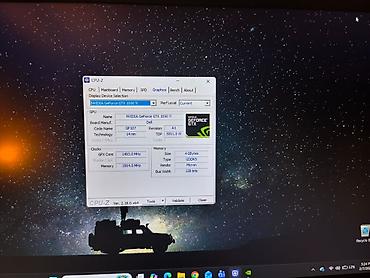 Ostali laptopovi i netbook računari: Prodajem licno moj laptop sa odlicnim preformansama. U pitanju je Dell — 3
