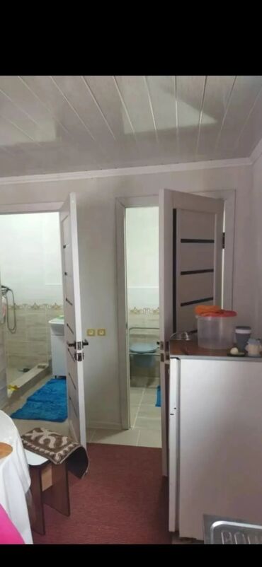 Долгосрочная аренда домов: 55 м², 3 комнаты, Парковка, Забор, огорожен