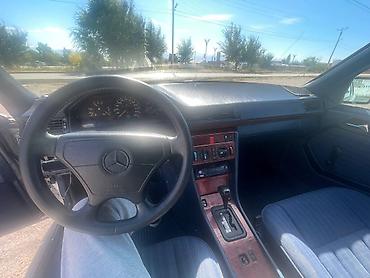 Продажа авто: Mercedes-Benz W124: 1993 г., 3.2 л, Автомат, Бензин, Седан — 10