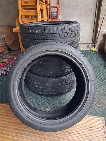 295 /40 
R 22
H2 W