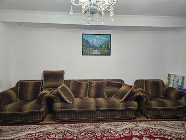 кресло для компа: Б/У диван продаётся. Самовывоз