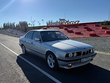 авто расрочку бишкек: BMW 5 series: 1993 г., 2 л, Кол менен иштөөчү, Бензин, Седан — 1