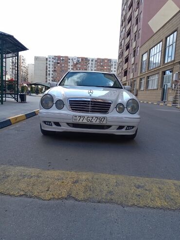 renault azerbaijan kredit: Mercedes-Benz E 320: 3.2 l | 2001 il Sedan