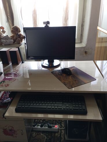 не рабочие телевизор: Монитор, ViewSonic, Жаңы, LED, 31" - 32"