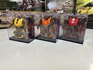 Transformer oyucaqları Qatlana bilən mexanizma ilə həm avtomobil həm