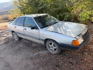 копот фит: Audi 100: 1988 г., 2.3 л, Механика, Бензин, Седан — 1