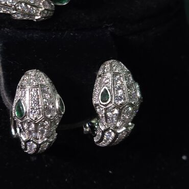 Zərgərlik dəstləri: Dəstə daxildir: Üzük, Sırğa, Boyunbağı, Bvlgari, Gümüş, 925 Əyar — 4