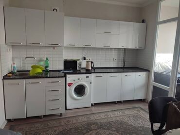 1 комнатная квартира в бишкеке: 1 комната, 32 м², Элитка, 4 этаж, Евроремонт