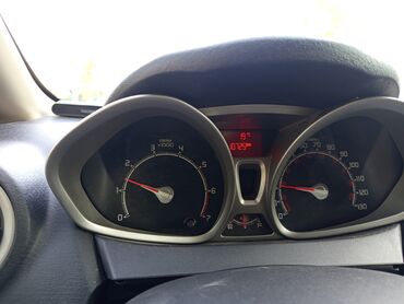 Ford: Ford Fiesta: 2010 г., 1.6 л, Механика, Бензин, Седан — 12