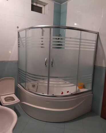 Duş kabinaları, arakəsmələr: Yeni Arakəsmə, Pulsuz çatdırılma — 24