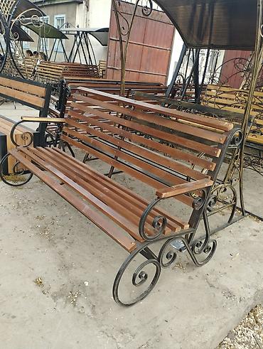 Скамейки: Скамейка Металл, Со спинкой, Без крыши — 1