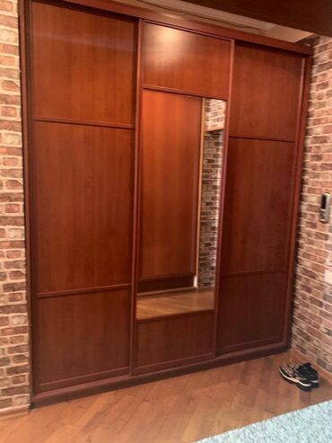 Uzunmüddətli kirayə mənzillər: Yasamal rayonu, 20 yanvar və İnşaatçılar metrosunun yaxınlığında Abbas — 10