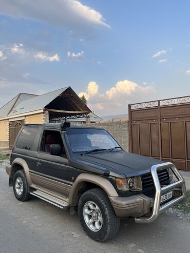 грузовой автомобиль: Mitsubishi Pajero: 1994 г., 2.5 л, Автомат, Дизель, Внедорожник