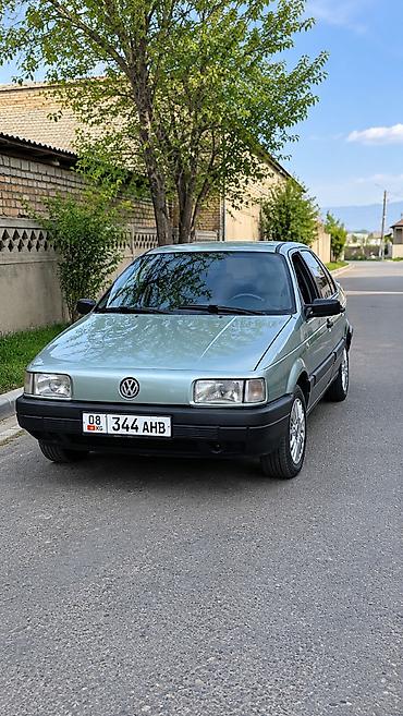 ручной газ: Volkswagen Passat: 1989 г., 1.8 л, Механика, Газ, Седан — 1