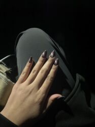 продавец цветов: ✨ ДЕВУШКИ, ОТКРЫТА ЗАПИСЬ НА МАНИКЮР! ✨ Я — мастер-юниор, аккуратно