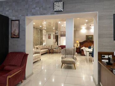 Digər kommersiya daşınmaz əmlakı: Obyekt icarəyə verilir. neftçillər m/s yaxınlığında yerləşir Hall — 4