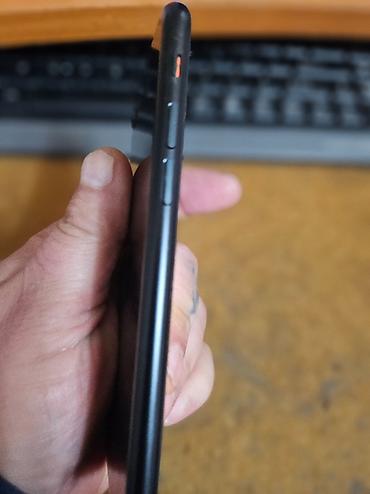 Apple iPhone: Apple iPhone SE (2. generacija) – Crni /Telefon je potpuno ispravan — 13