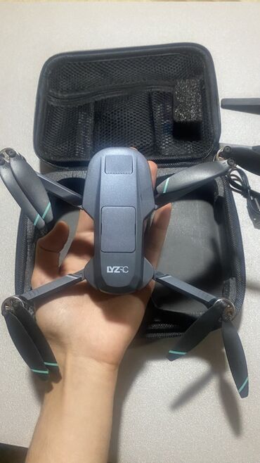 Digər foto və video aksesuarları: LYZRC qatlanan dron dəsti Xüsusiyyətlər: - Qatlanan kompakt korpus – — 1