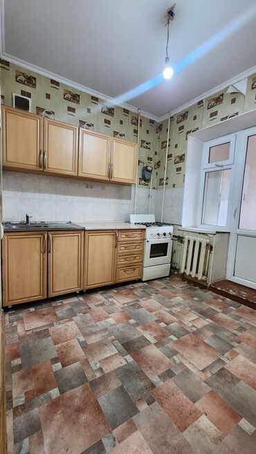 аренда комната ош: 1 комната, 32 м², Индивидуалка, 2 этаж, Косметический ремонт