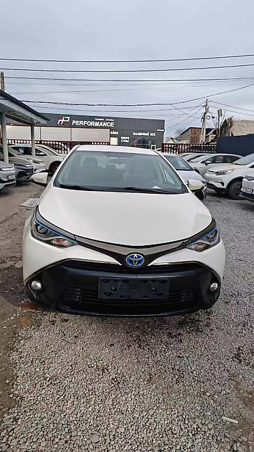 Toyota: Toyota Corolla: 2019 г., 1.8 л, Вариатор, Гибрид, Седан — 8