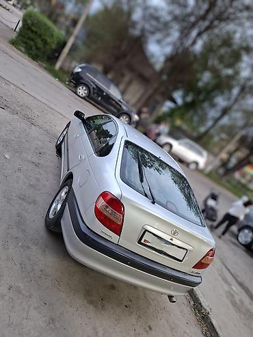 Унаа: Toyota Avensis: 2001 г., 1.8 л, Кол менен иштөөчү, Бензин, Лифтбек — 2