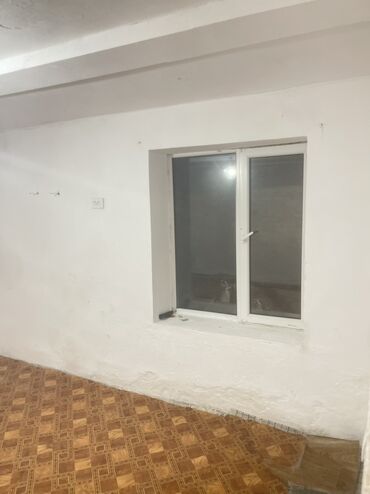 сдаю дом в ак ордо: 32 м², 2 комнаты, Бронированные двери, Забор, огорожен