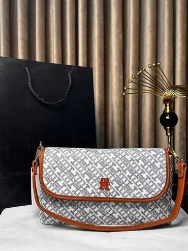 Torbe: Tasne 
pk na lalafo.rs — 6 Torbe: Tasne 
pk — 6